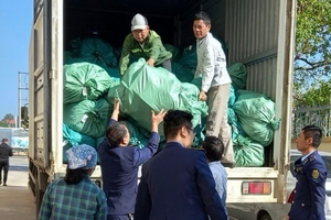 Coi chừng mua phải mỹ phẩm nhập lậu ồ ạt về sát Tết